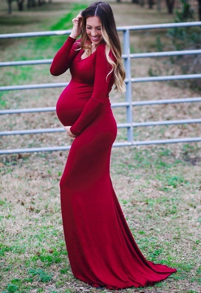 Simple Long-Sleeve Maternity Gown with Mini Train