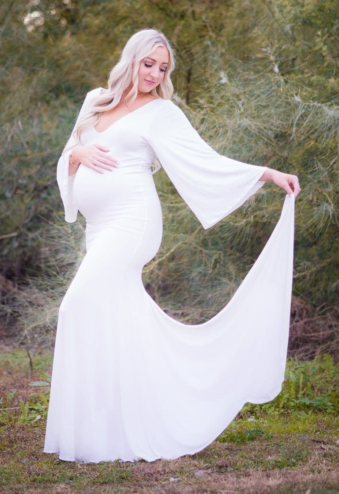 perfect maternity photoshoot gown