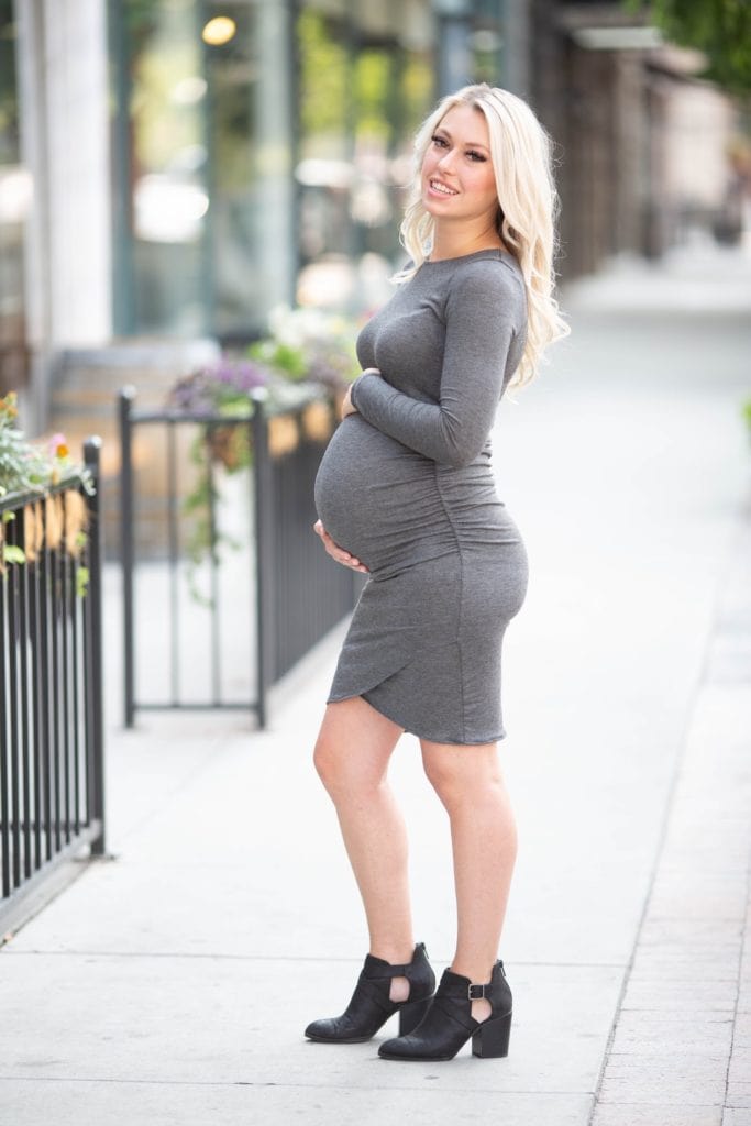 spring maternity dresses