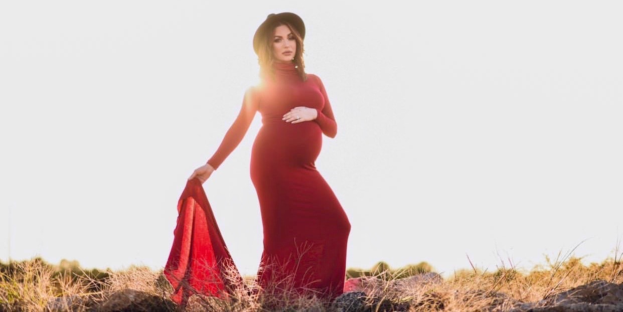 7 Maternity Shoot Outfit Ideas - A Glam Lifestyle