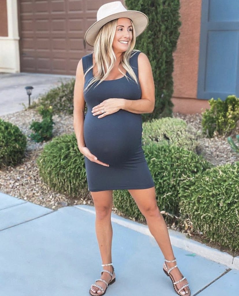 Casual Maternity Outfits for Pregnancy - Sexy Mama Maternity